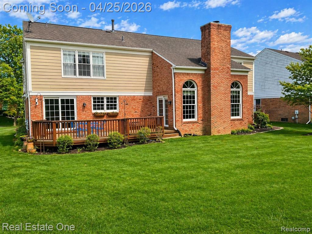 37917 Glengrove Drive, Farmington, MI 48331 — Photo 2