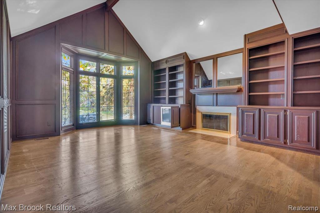 5554 Pine Brooke Court, Bloomfield Hills, MI 48304 — Photo 9