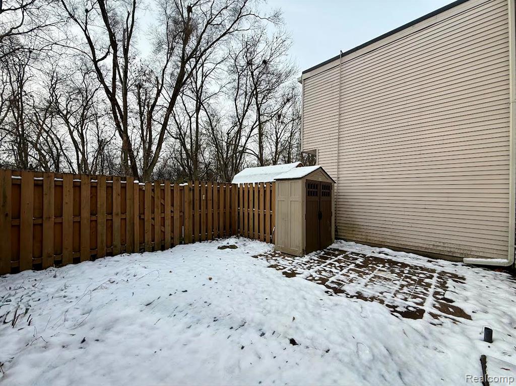 805 Estrada Drive, Belleville, MI 48111 — Photo 43