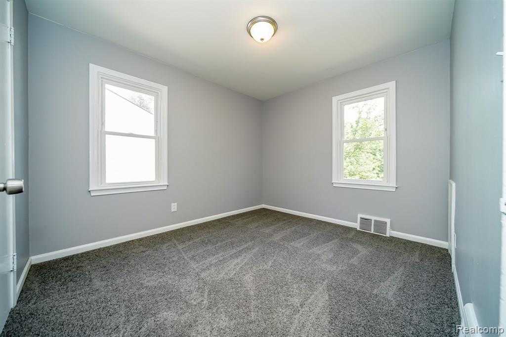 1175 SHARE Avenue, Ypsilanti, MI 48198 — Photo 29