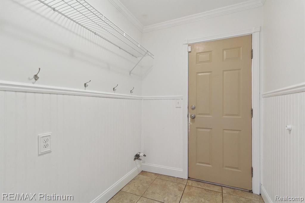 5440 BRADFORD Circle, Brighton, MI 48114 — Photo 20