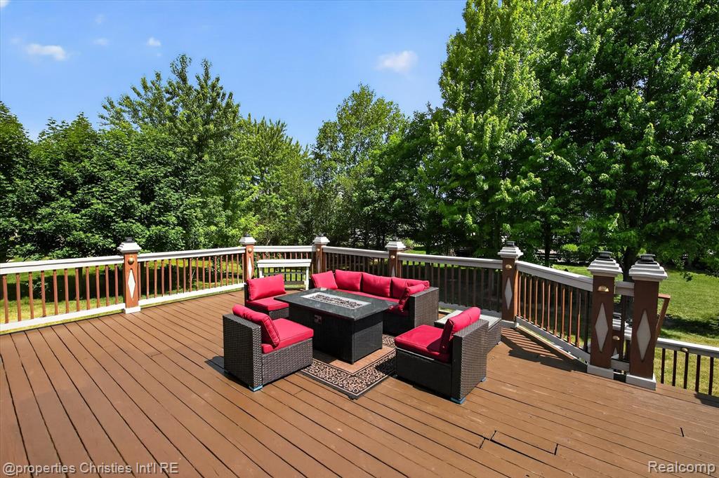45094 Oak Forest Drive, Northville, MI 48168 — Photo 66