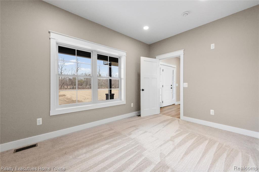 26850 Irwin Rd., Richmond, MI 48062 — Photo 17