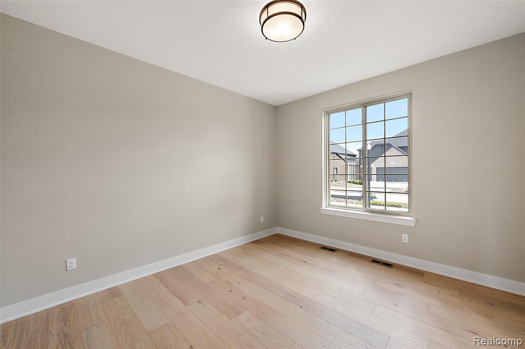 18857 Via Firenze, Macomb, MI 48044 — Photo 9