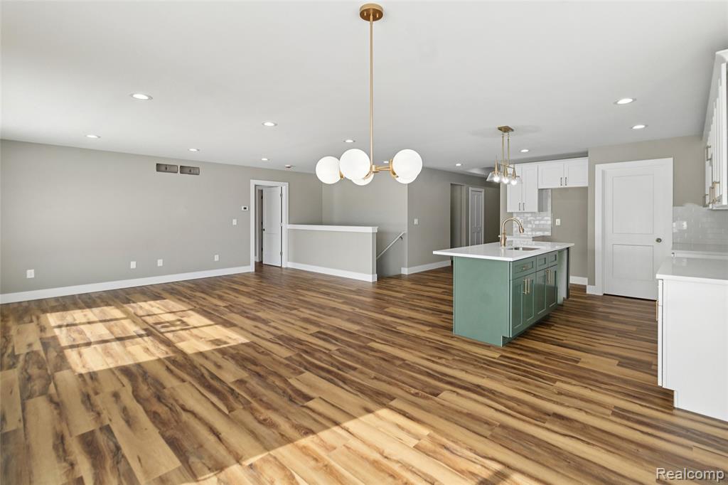 10190 Hunt Drive, Davison, MI 48423 — Photo 23