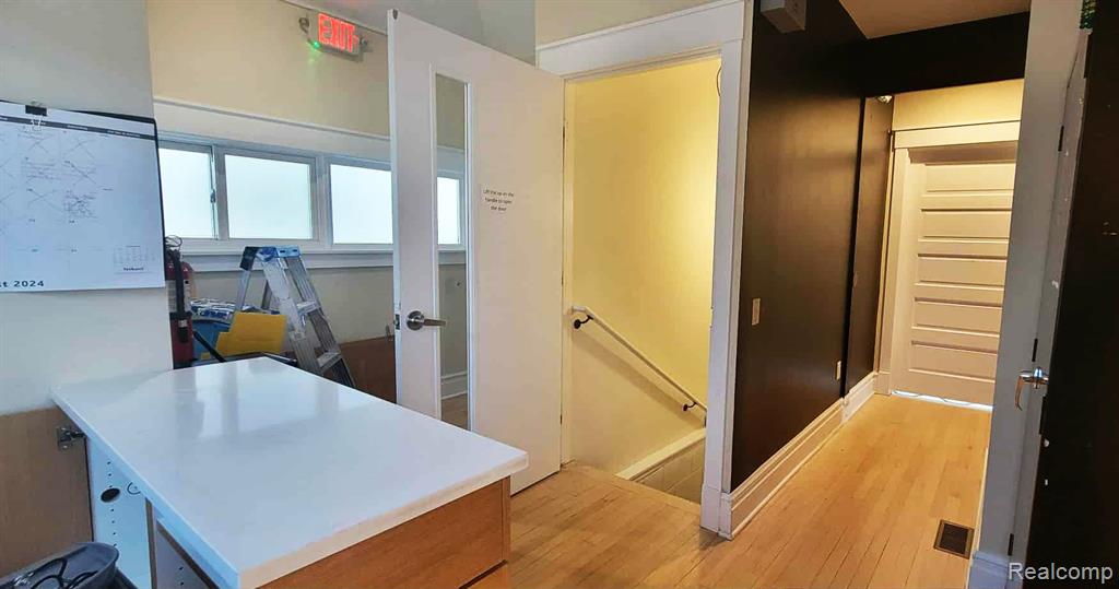 811 N Main Street, Ann Arbor, MI 48104 — Photo 14