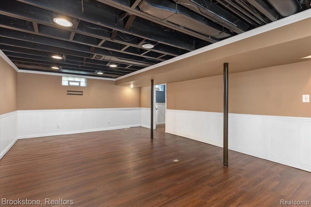 516 N EDGEWORTH Avenue, Royal Oak, MI 48067 — Photo 24