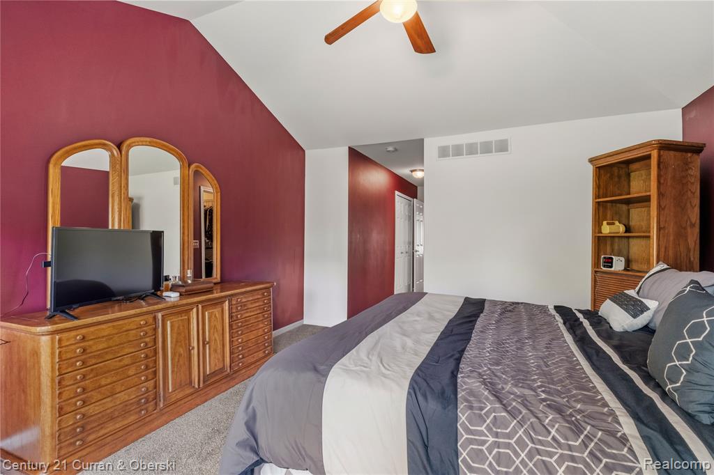 49468 N Glacier, Northville, MI 48168 — Photo 23