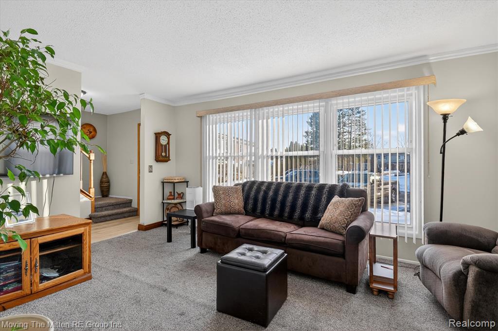 13153 Lake Point Boulevard, Belleville, MI 48111 — Photo 5