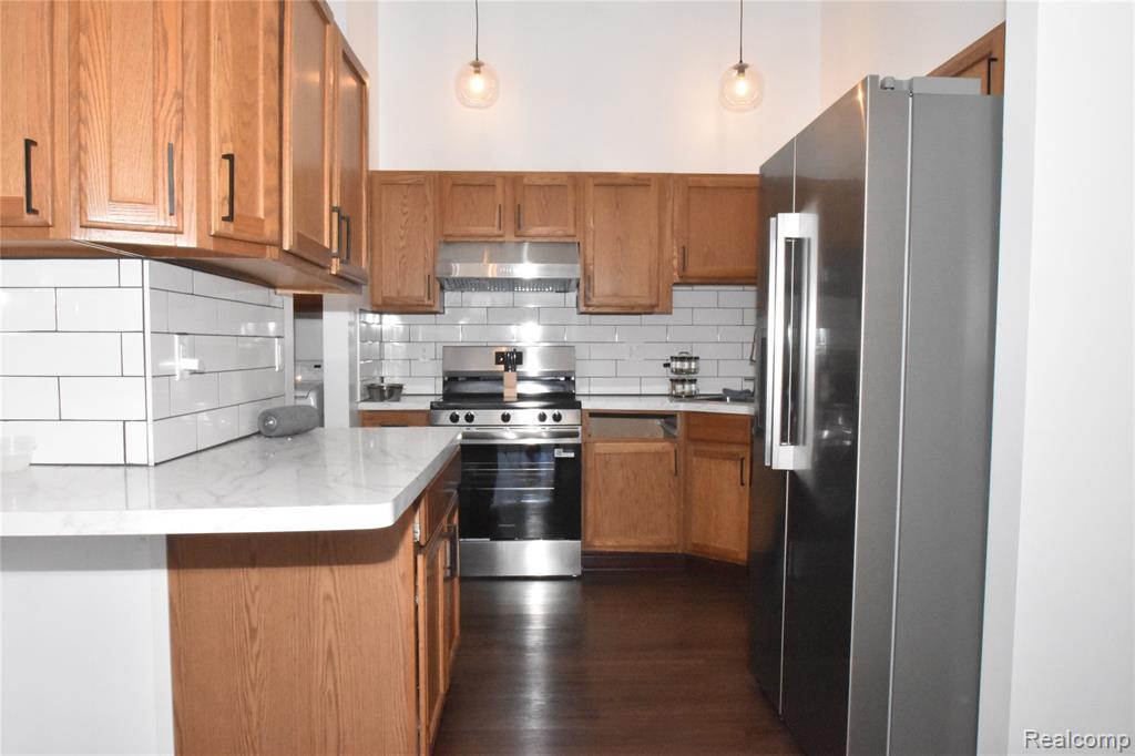 23436 Mahoney Court, 182, Trenton, MI 48183 — Photo 9