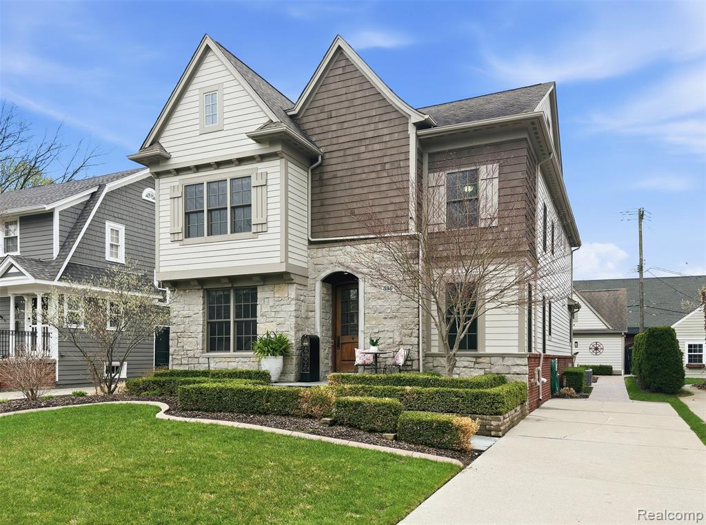 556 Ridgedale Avenue, Birmingham, MI 48009 — front exterior