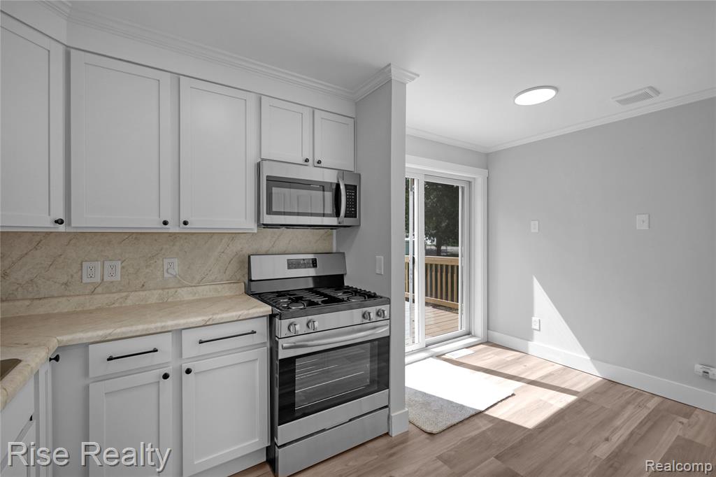 319 N Genesee Street, Montrose, MI 48457 — Photo 9