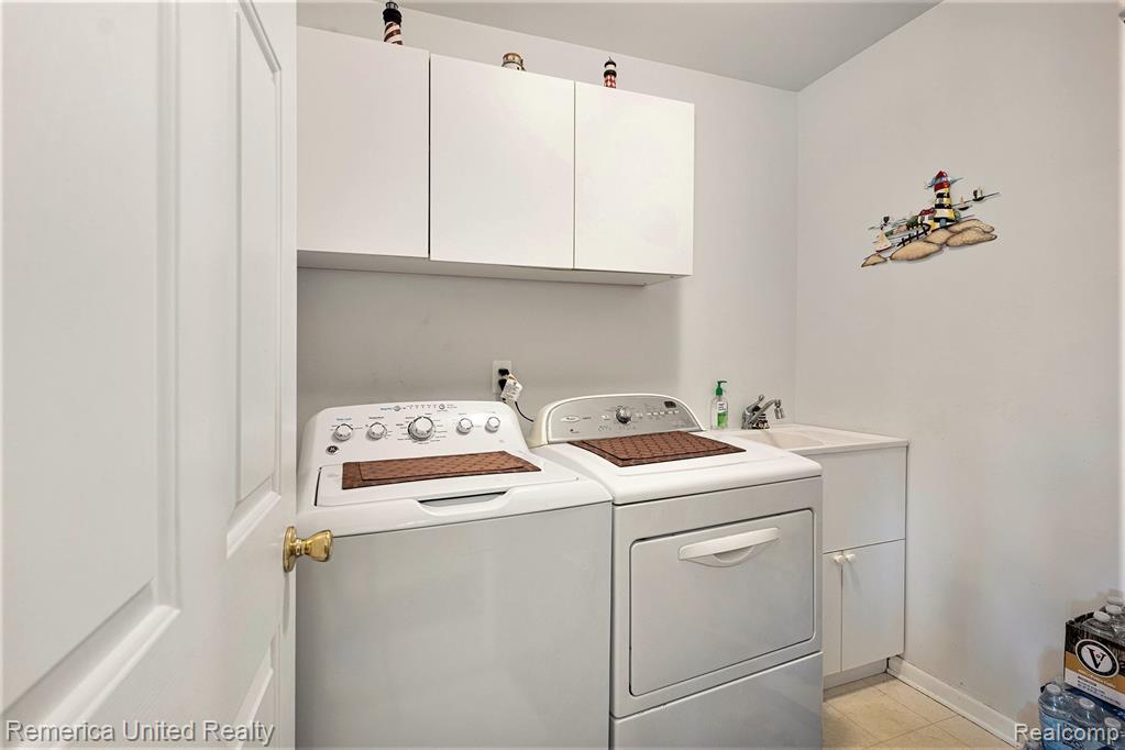 49345 Dunhill Drive, Macomb, MI 48044 — Photo 16