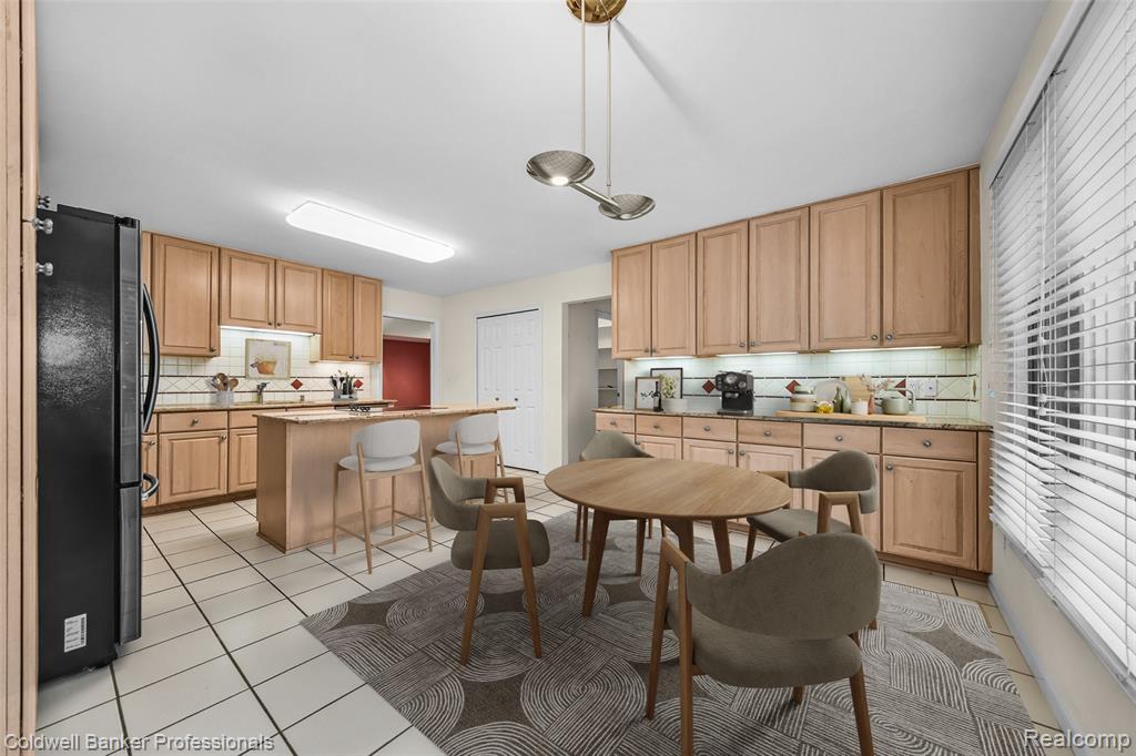 6560 Pleasant Lake Court, 11, West Bloomfield, MI — Photo 13