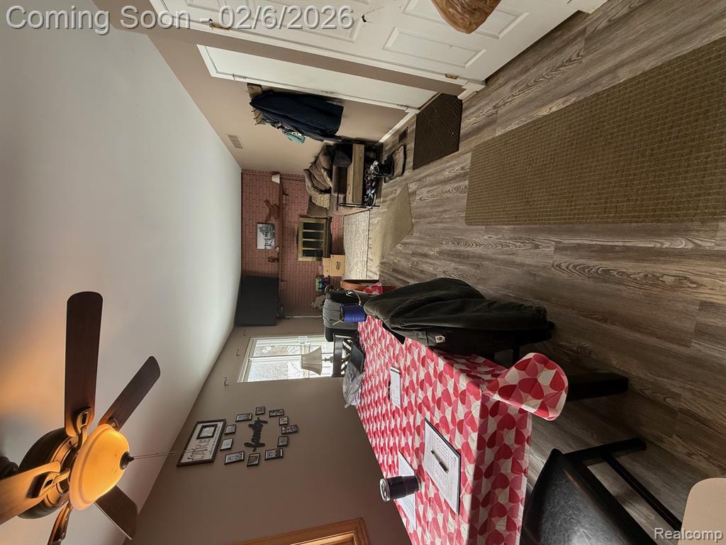 7731 Pleasant Manor Drive, Waterford, MI 48327 — Photo 12