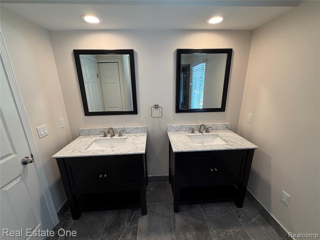 46310 Lafonde Court, Plymouth, MI 48170 — Photo 32