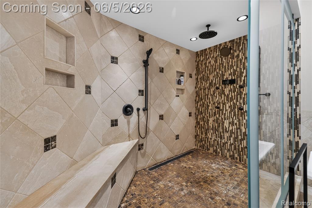 18124 Meridian Road, Grosse Ile, MI 48138 — Photo 42