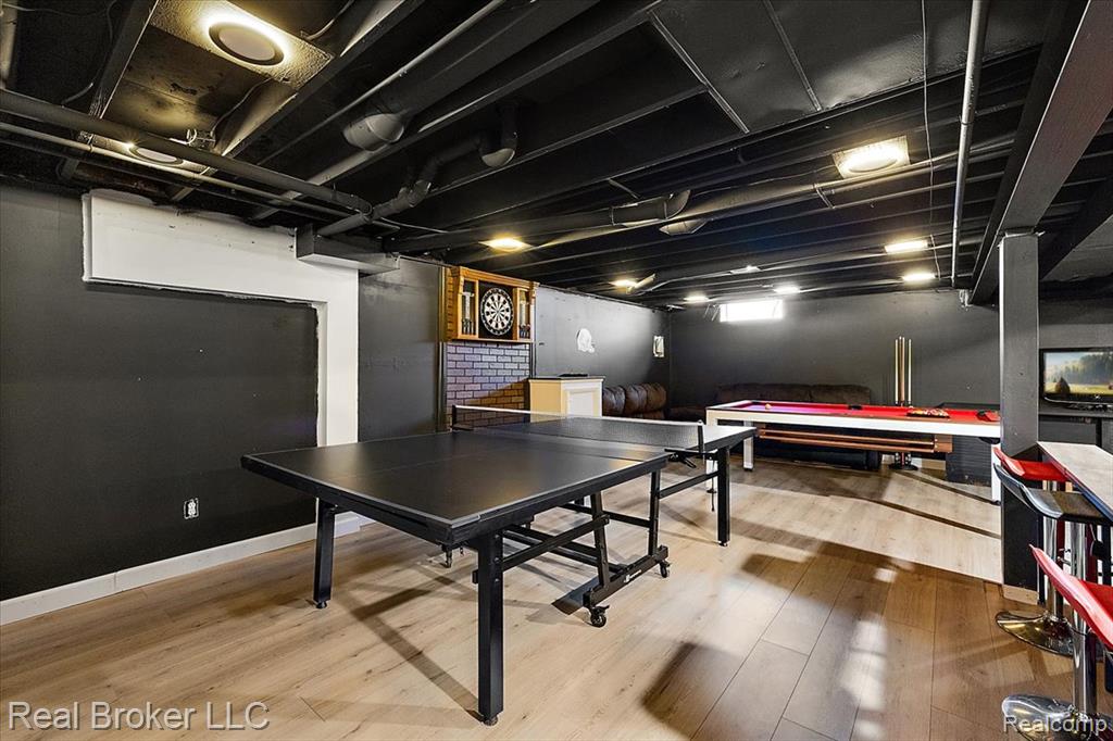 24348 Simmons Drive, Novi, MI — Photo 47