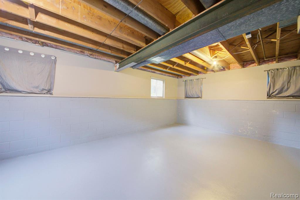 5221 VAN WINKLE Street, Brighton, MI 48116 — Photo 26