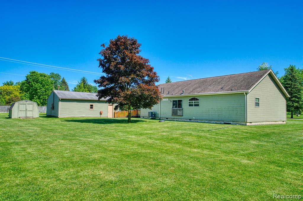 102 MELLADEE Lane, Morrice, MI 48857 — Photo 21