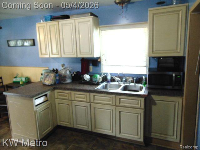 20201 YONKA Street, Detroit, MI 48234 — Photo 2