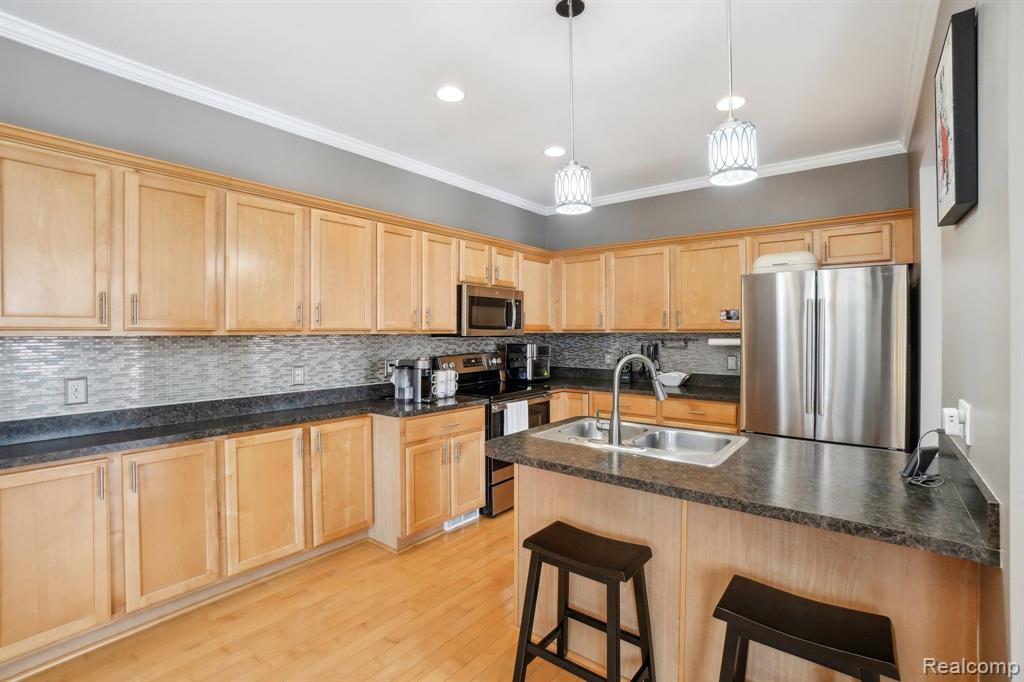56706 LONGHORN Drive, Shelby Twp, MI 48316 — Photo 10