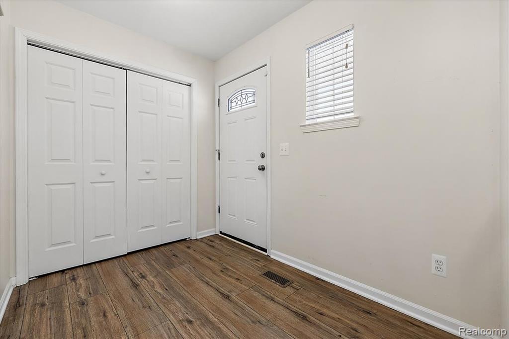 1400 Helen Street, Detroit, MI 48207 — Photo 10