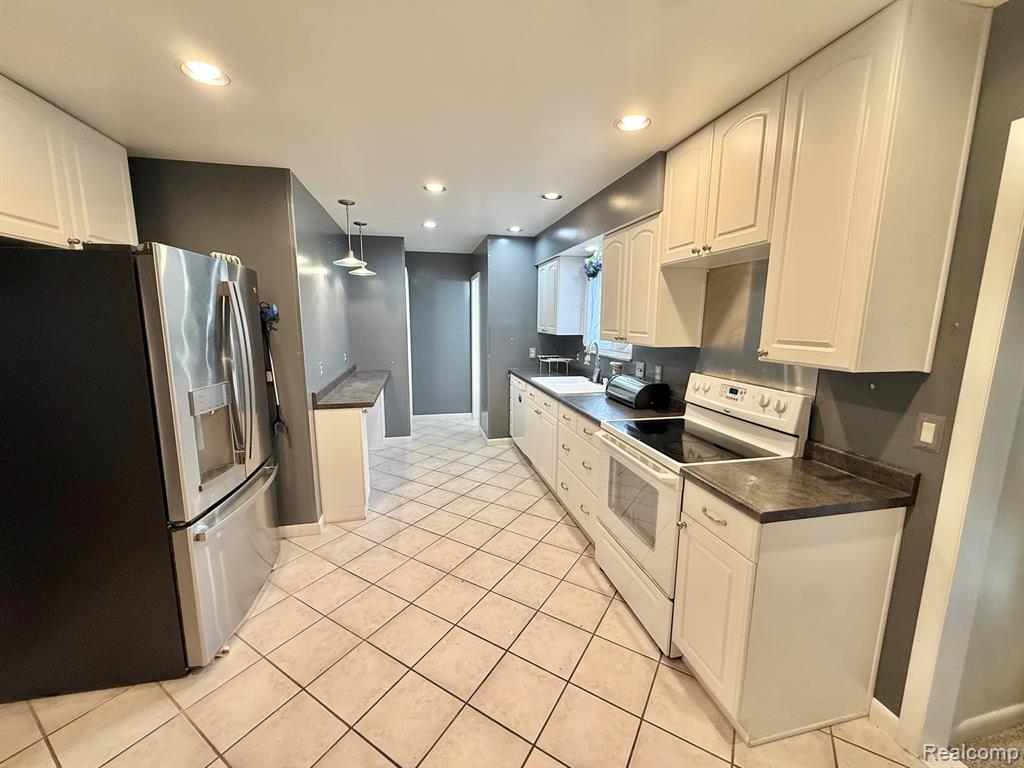 7040 Lou Mac Drive, Swartz Creek, MI 48473 — Photo 12