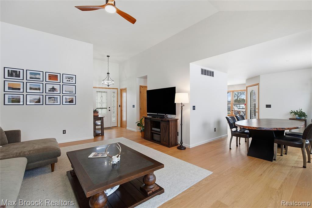 6145 Wildcat Road, MI 48032 — Photo 5