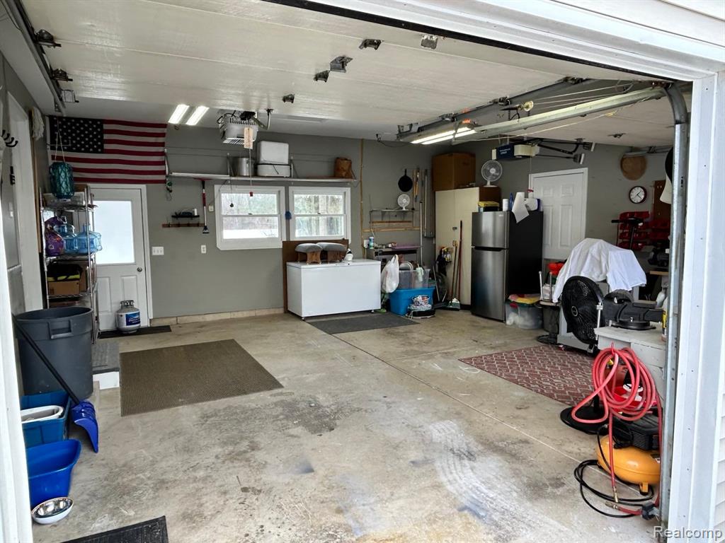7255 SAINT CLAIR Avenue, MI — Photo 25