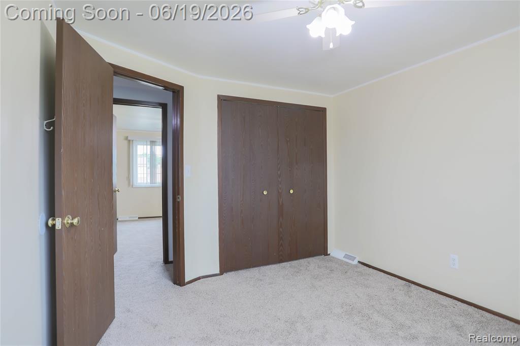 4788 Bloomfield Drive, Sterling Heights, MI 48310 — Photo 30