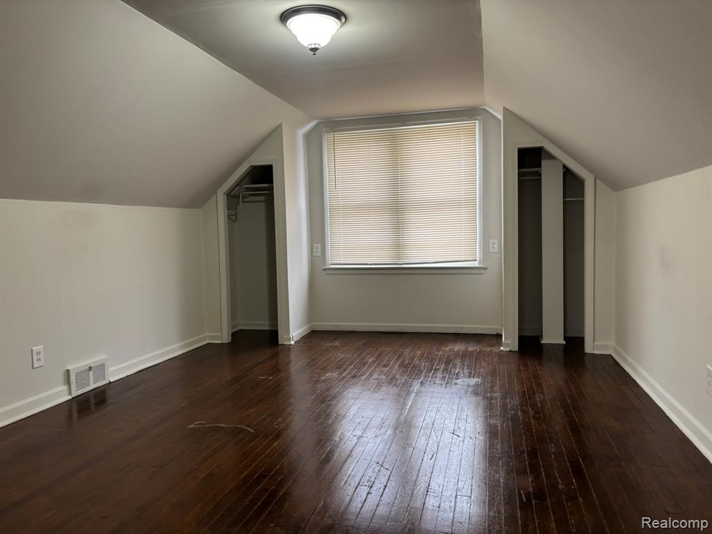 8149 Standard, Center Line, MI 48015 — Photo 18