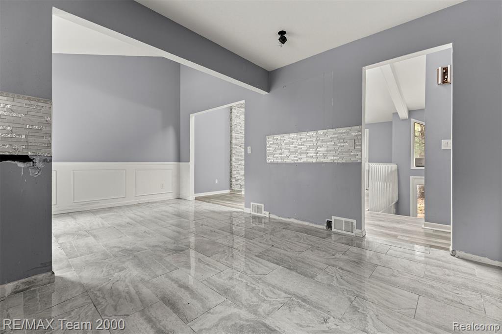 5445 Pine View Drive, Ypsilanti, MI 48197 — Photo 11