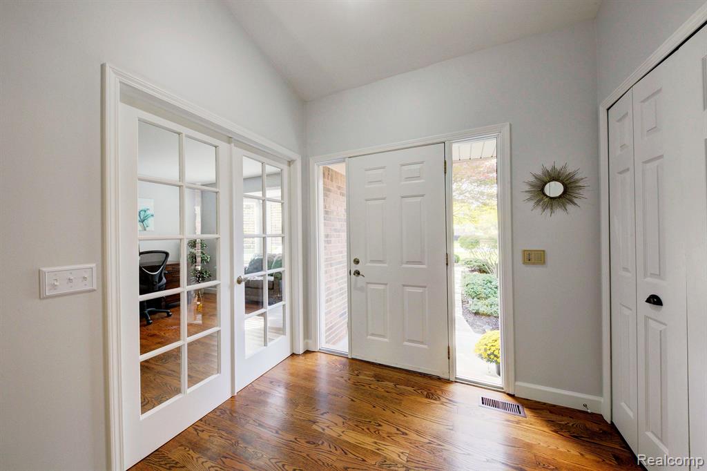 46821 ELMSMERE Drive, Northville, MI 48167 — Photo 20
