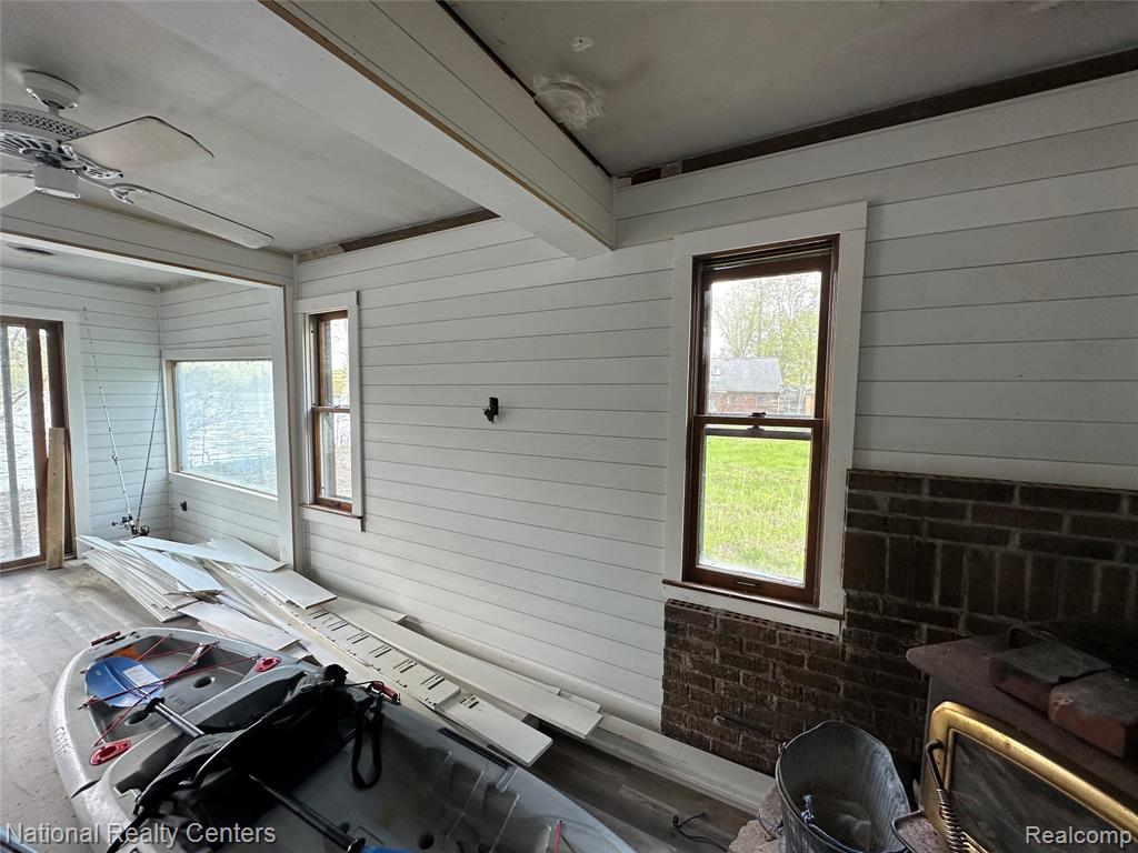 12063 Kirby Lane, South Lyon, MI 48178 — Photo 12