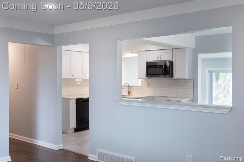 33301 Janet, Fraser, MI 48026 — Photo 7