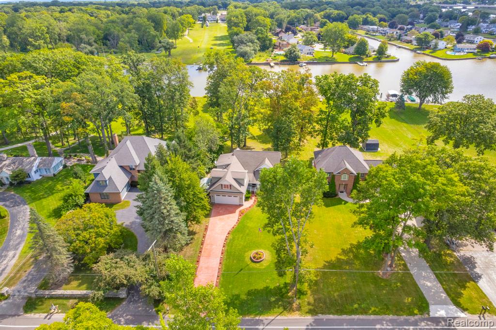 2610 Strawberry Lane, Port Huron, MI 48060 — Photo 7