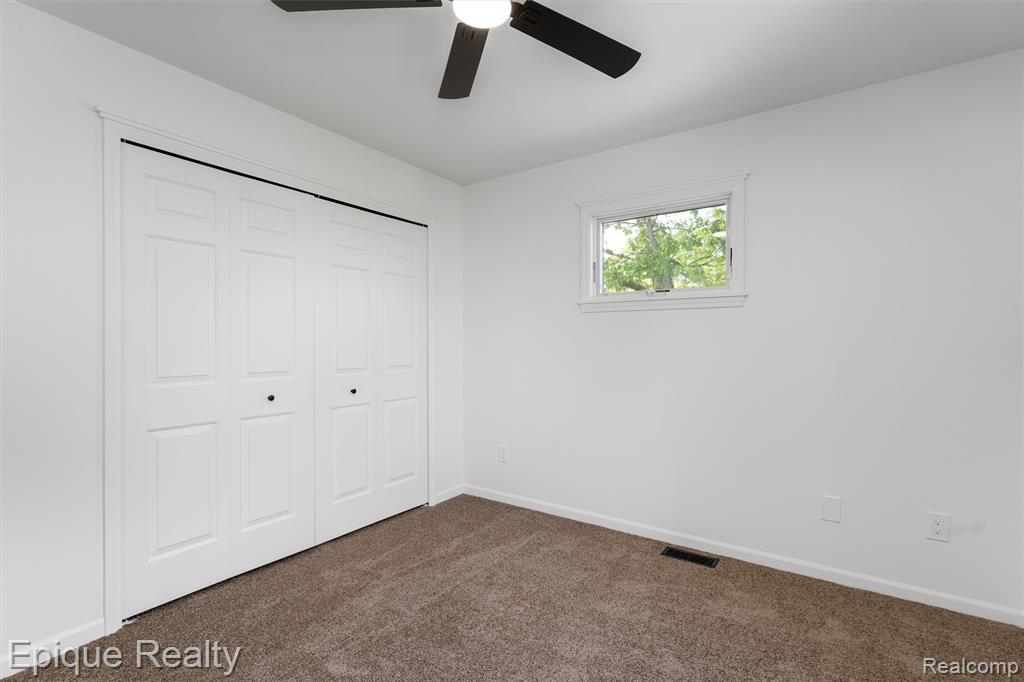 800 Kimberly, Lake Orion, MI 48362 — Photo 22