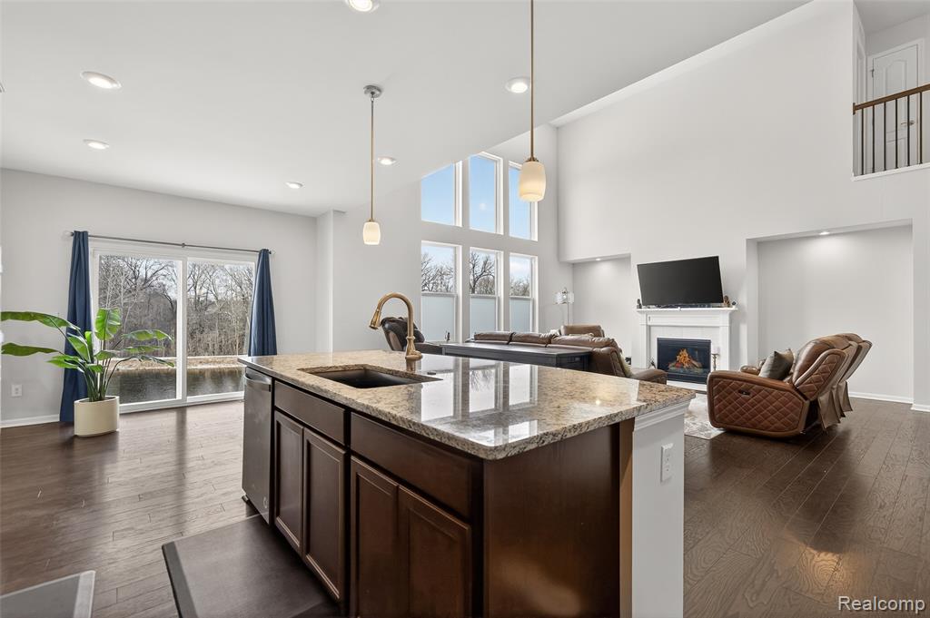 4172 Walcott Drive, Lake Orion, MI — Photo 11