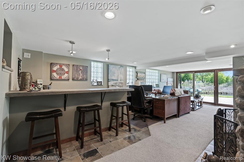 4693 Forest Avenue, Waterford, MI 48328 — Photo 34