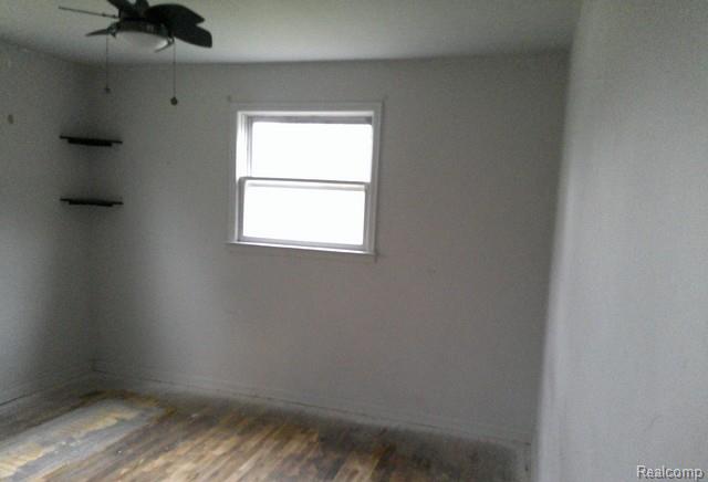 6160 Taylor Drive, Flint, MI 48507 — Photo 14