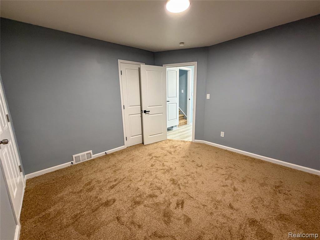 19009 Ashton Avenue, Detroit, MI 48219 — Photo 12