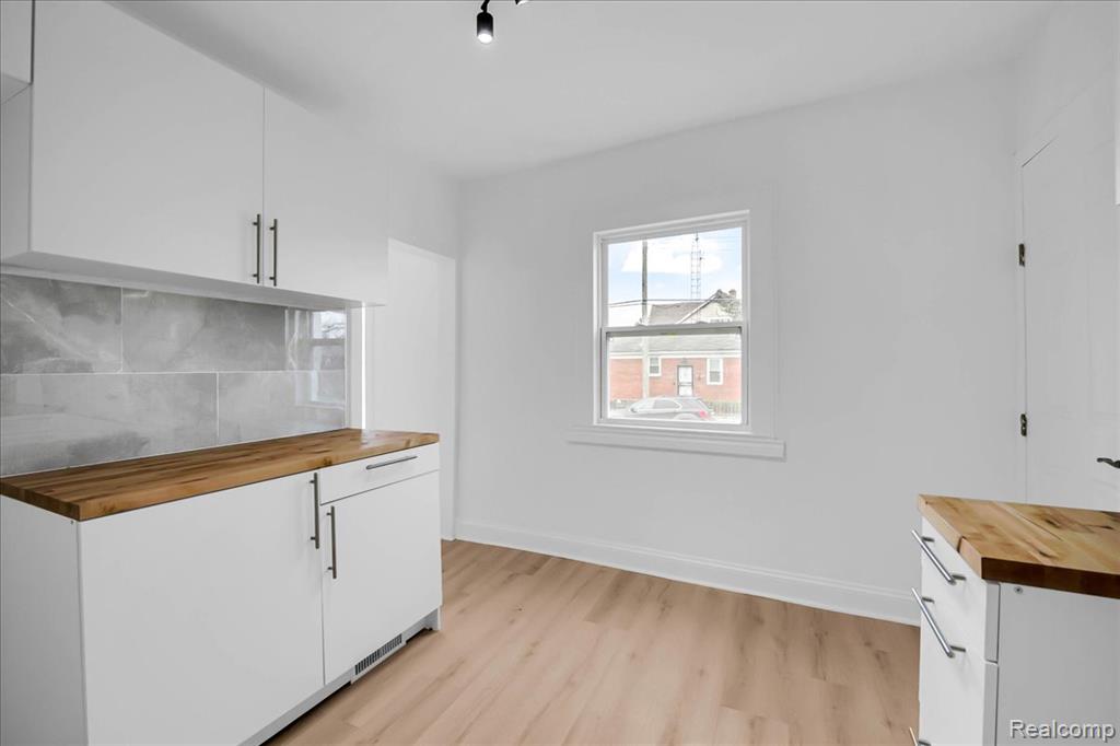 5903 Wayburn Street, Detroit, MI 48224 — Photo 11