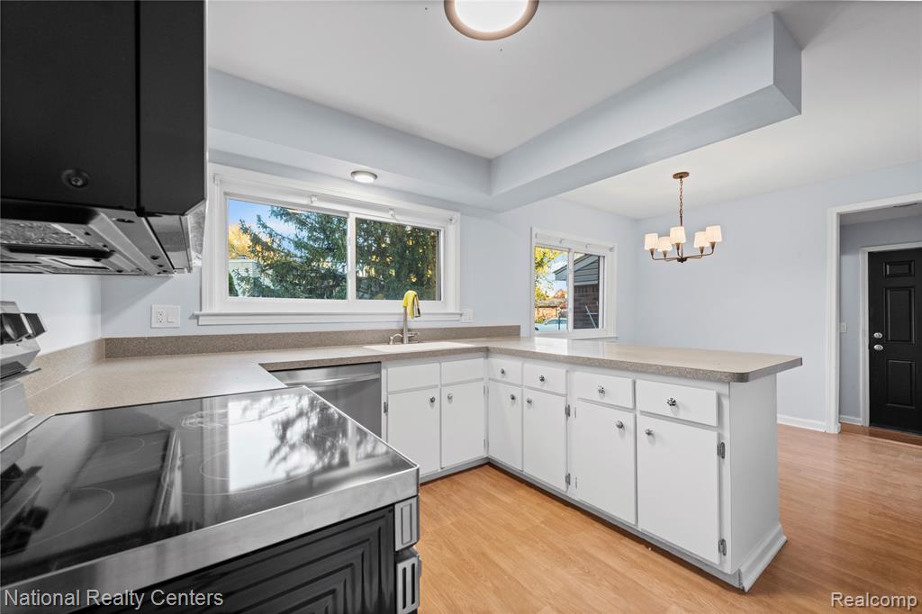 5501 Fox Chase Lane, Clarkston, MI — Photo 10