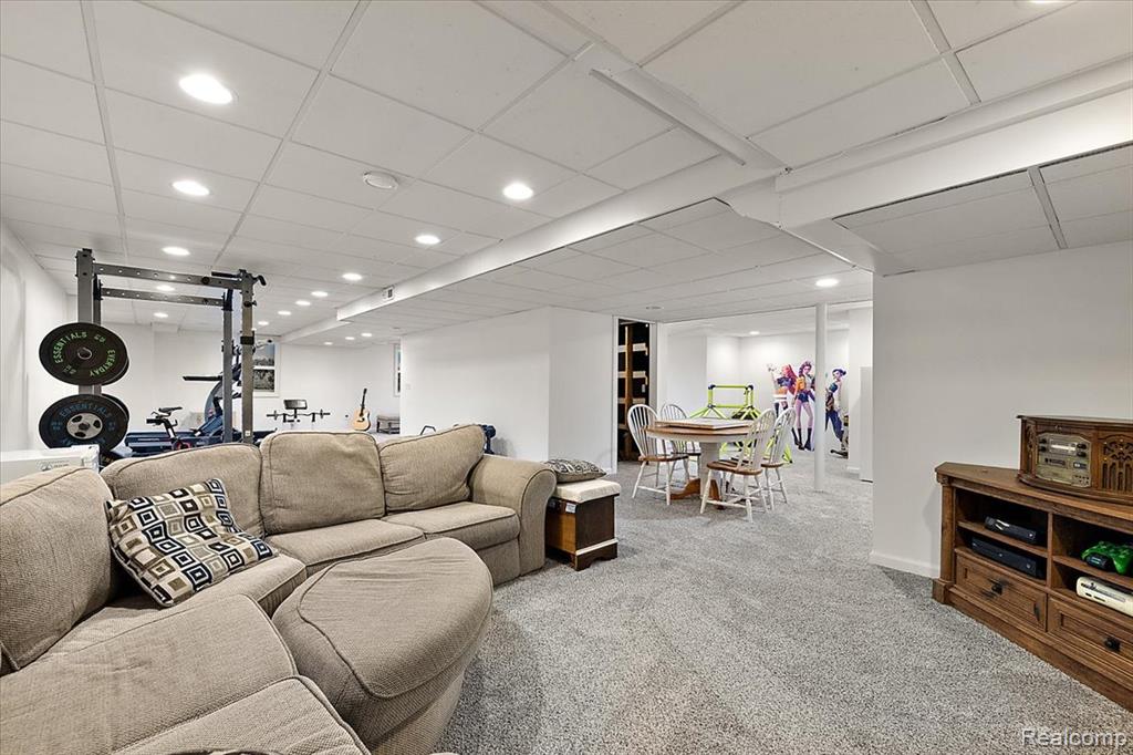 4193 Oak Tree Circle, Rochester, MI 48306 — Photo 55