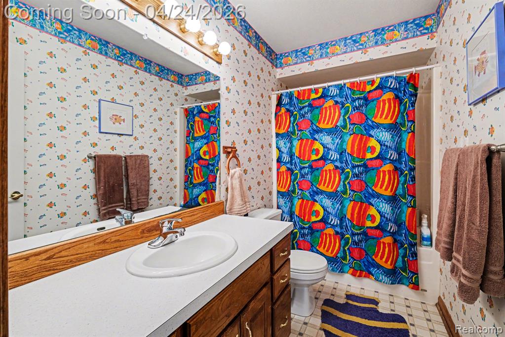 2370 Stonebrook Court, Flushing, MI 48433 — Photo 18