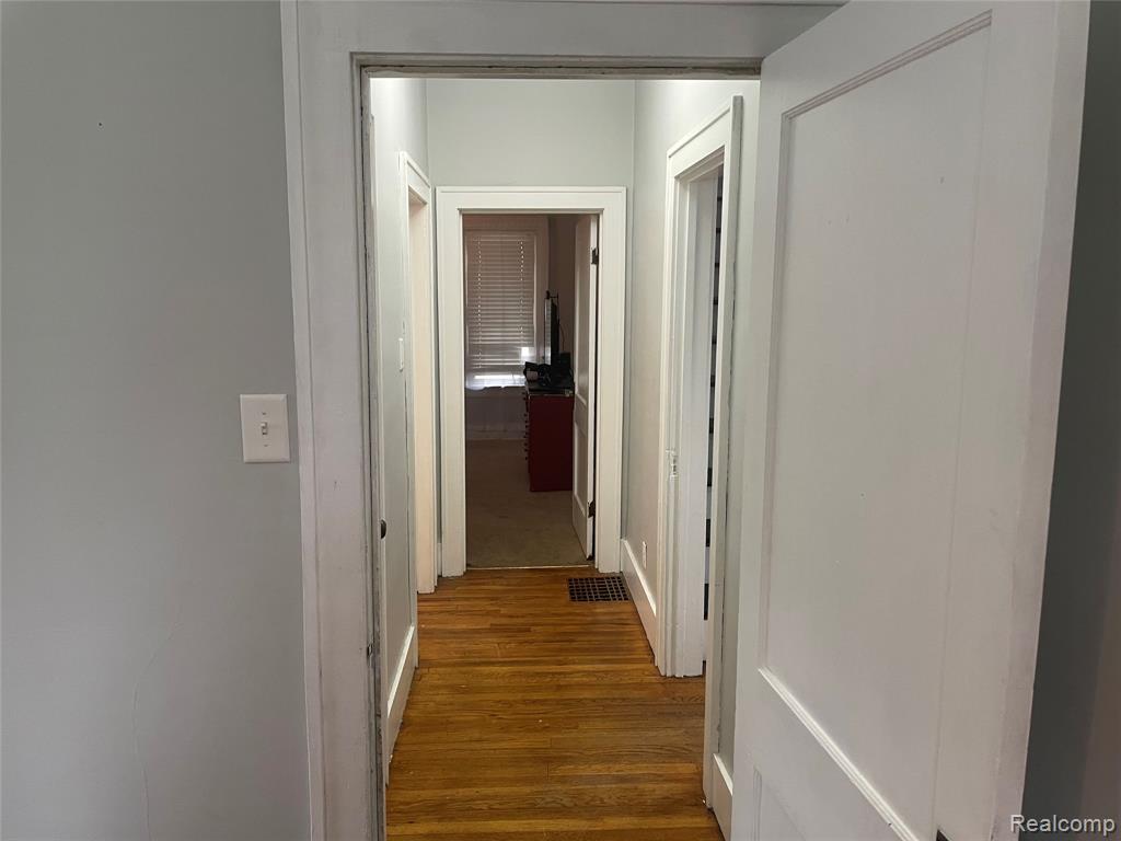 218 16th Street, Port Huron, MI 48060 — Photo 11