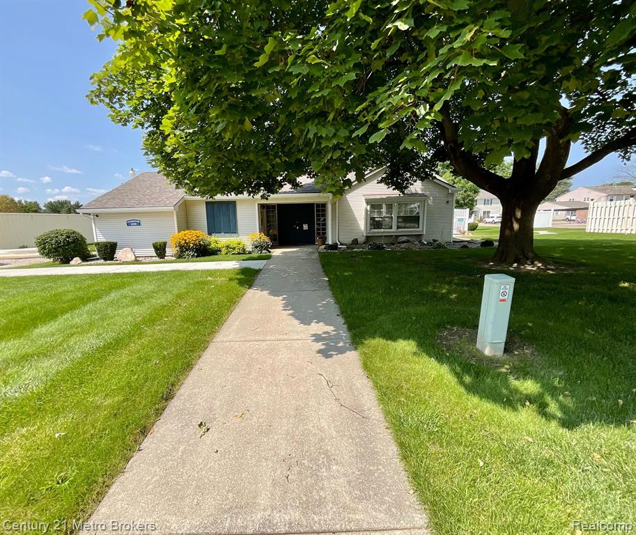 9446 PARKWOOD N, Davison, MI 48423 — Photo 6