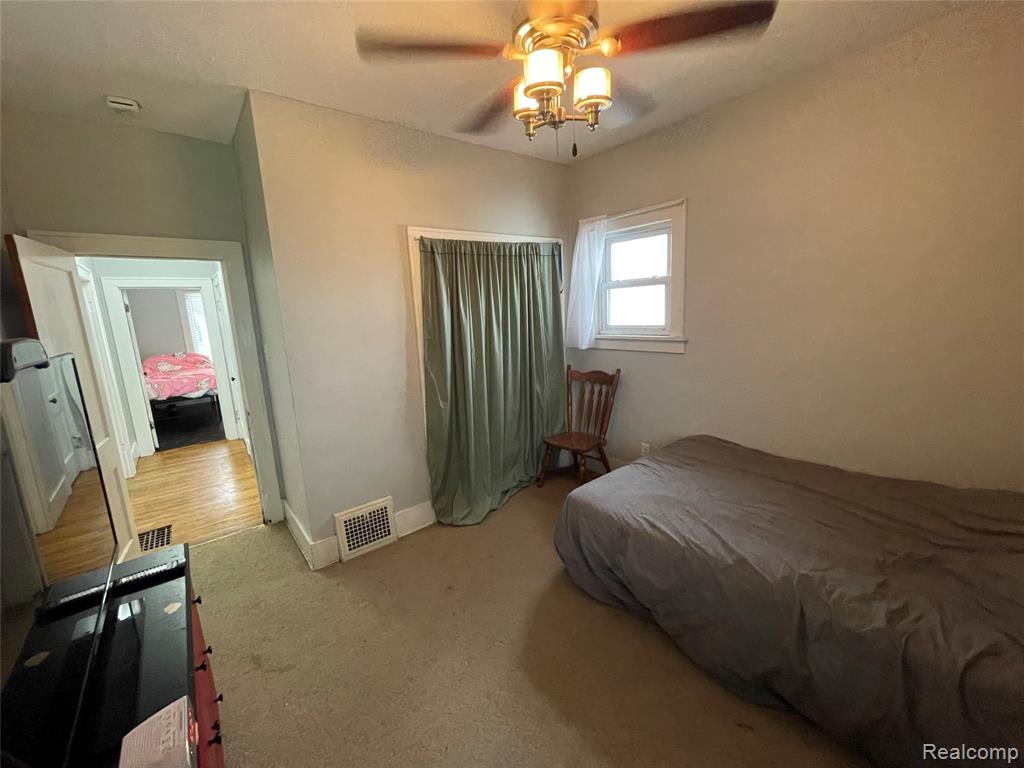 218 16th Street, Port Huron, MI 48060 — Photo 15