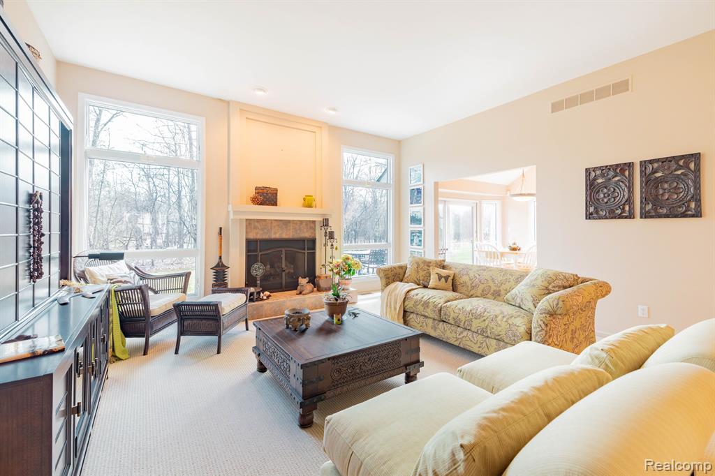 8555 Island Boulevard, Grosse Ile, MI 48138 — Photo 5